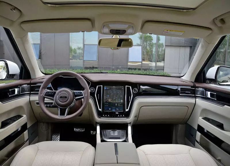 国产车集体发威！最美长安车惊艳亮相，汉腾X5、海马S5新车上市