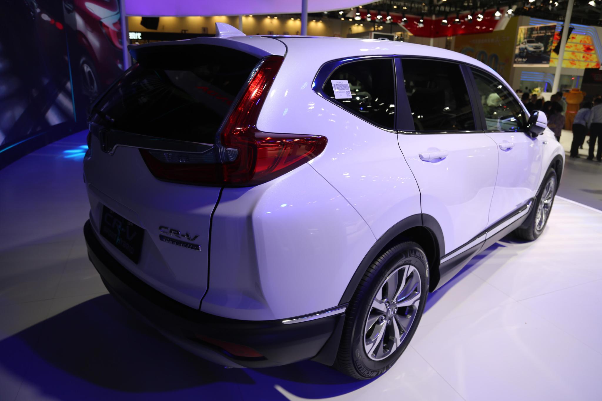 东风本田cr-v锐混动版,22万级别城市suv,车展实拍!