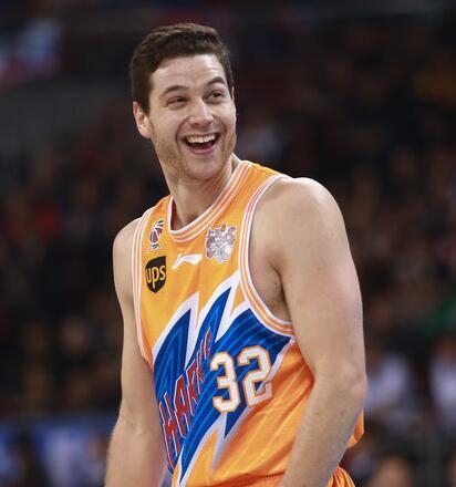 上海大鲨鱼换回弗雷戴特寂寞大神或带队征战揭幕战