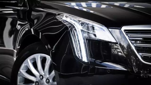 曾经最优雅的美系豪华大轿车，“换脸”后能干掉5系、E级吗？