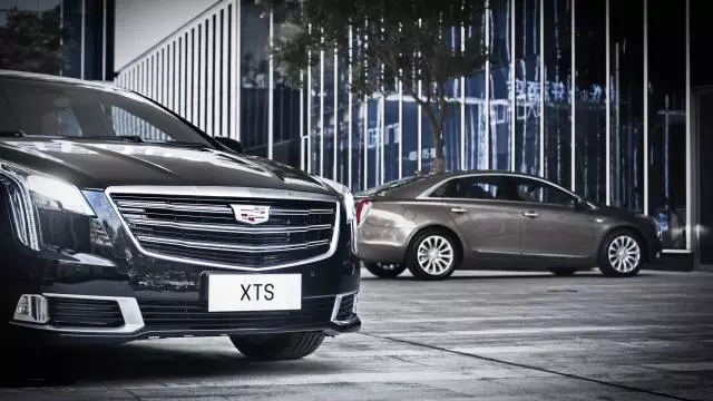 曾经最优雅的美系豪华大轿车，“换脸”后能干掉5系、E级吗？