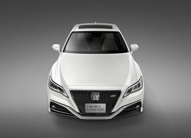 第十五代皇冠再次亮相！TNGA架构首款后驱车型，但让人叹息