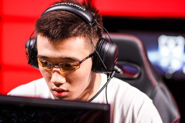 lol当初克里斯不关门现在还有死亡宣告跟55开的糟心事吗