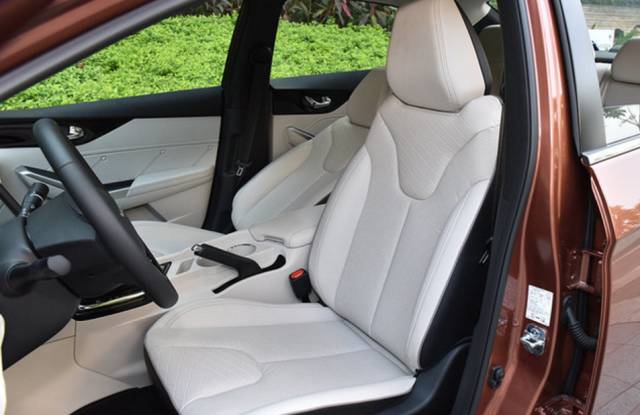 怕冷就要穿秋裤？还可以试试启辰D60