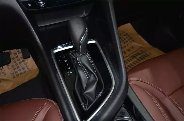 【新车到店】6座、大品牌，20万内最适合家用的车就是TA！