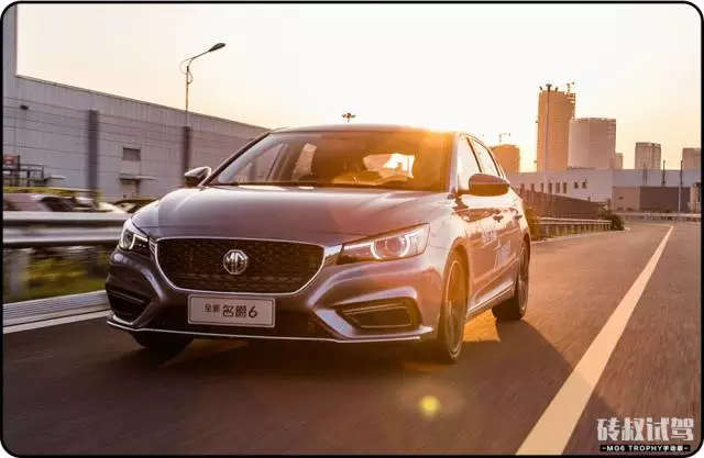 【试驾】666！这台国产最强1.6T轿车，加速性能秒杀GTI！