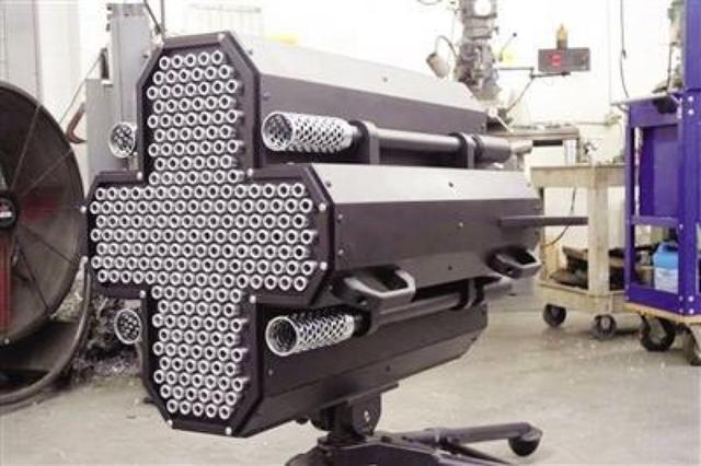 外国人研出一新武器,火力太猛了,为何我国开出7亿高价还不肯卖