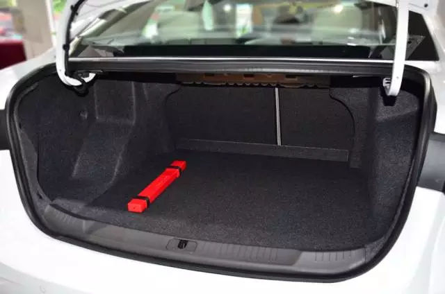 【新车到店】月销量30000+，10万左右最火的合资车之一