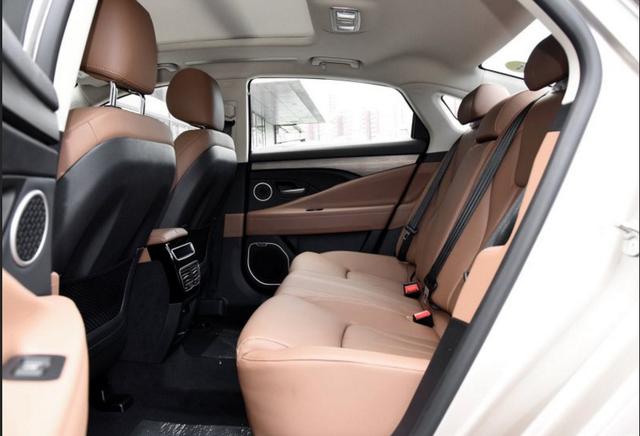 12万就能上的豪车,众泰差它千里,月销破国产记录速腾都怕