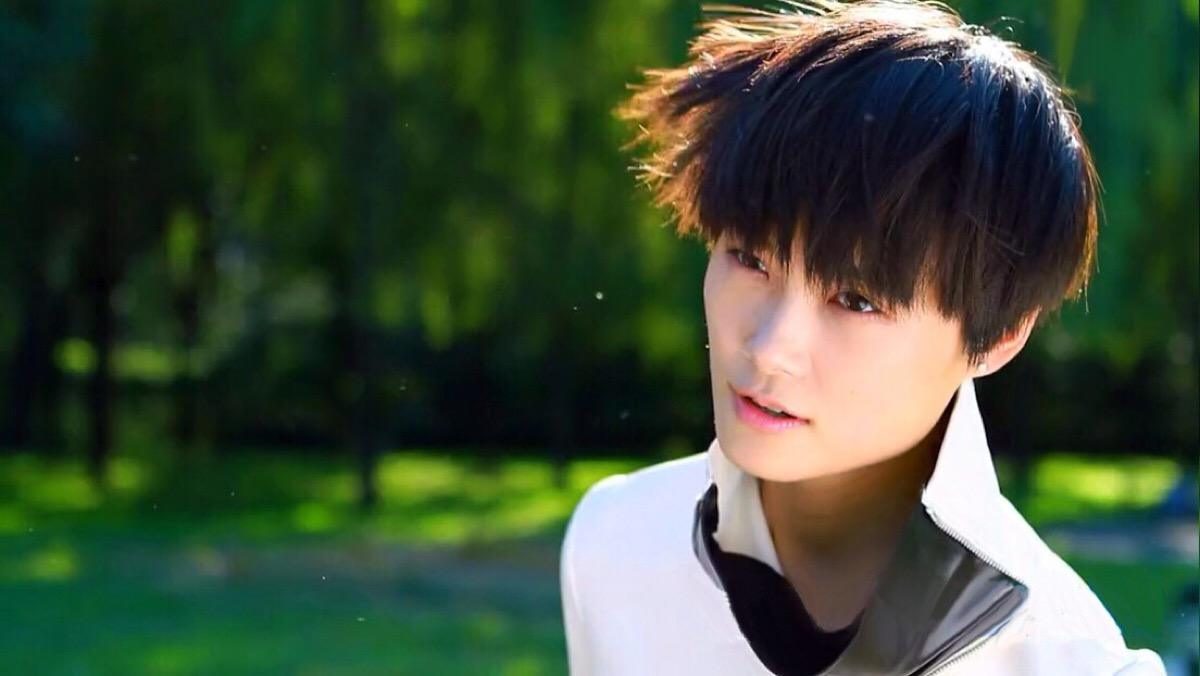 曾经以"假小子"唱歌出道的她,如今出演古装电影美到认不出