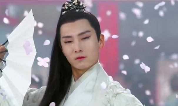 从“硬汉”到“娘炮”,盛一伦这次真有点辣眼睛