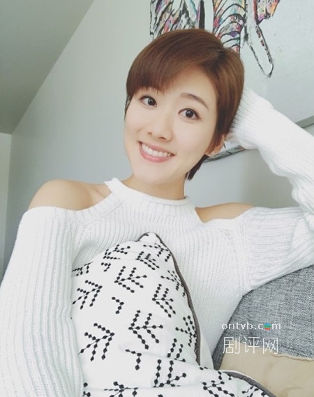 邓佩仪入行五年首次提名直言百感交集