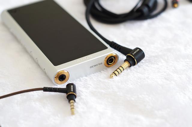 索尼平民黑砖加持4.4平衡接口,SONY NW-ZX3