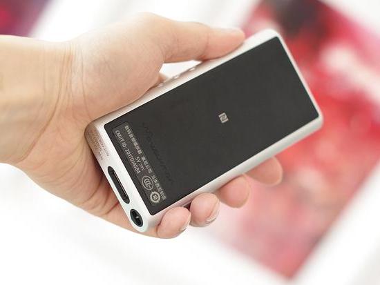 索尼平民黑砖加持4.4平衡接口,SONY NW-ZX3