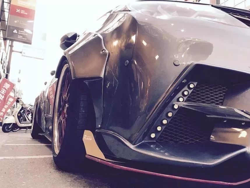 把一台不起眼的买菜SUV改成跑车范，真让人吃惊