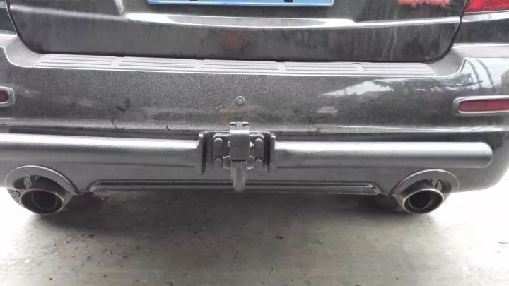 这个300元的东西号称“防追尾神器”，却人人骂其臭流氓！