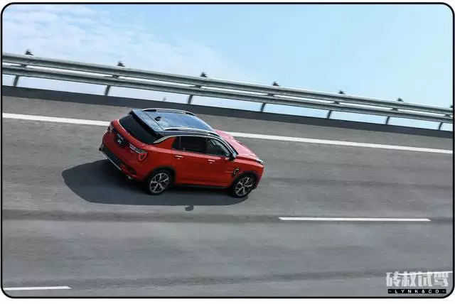 中国第一台轻奢SUV，预计17万起，但看起来、开起来都值30万！