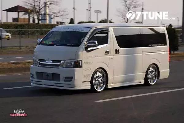 东瀛VAN仔王原来已经50岁了-新浪汽车
