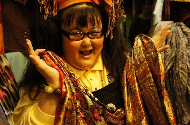 大家都知道体重太胖的人,其实身体是不健康的,谢晶晶就面临着随时在睡