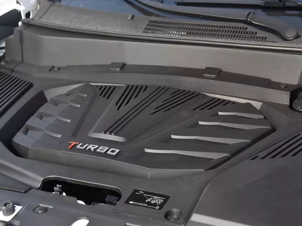 10万出头别个个只想着吉利 长城 东南这款SUV也不错