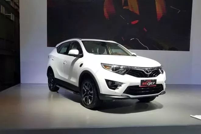 10万出头别个个只想着吉利 长城 东南这款SUV也不错