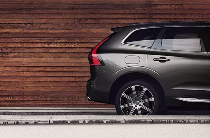 BBA注意，BBA注意，首台沃尔沃XC60上路了