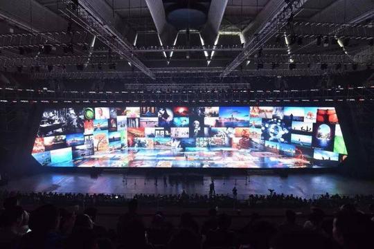 华为新零售铺路，人工智能内驱，Mate 10注定不平凡