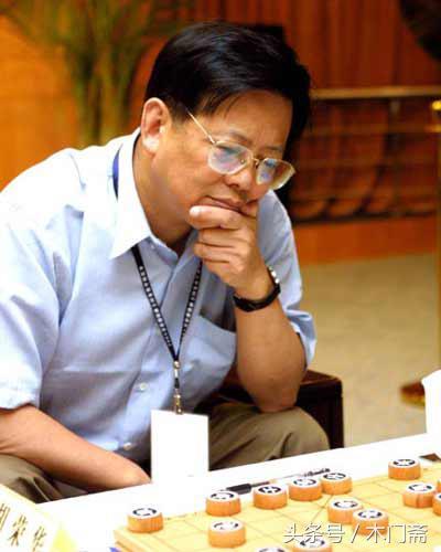 胡荣华和许银川都在年逾不惑之后出现了超级昏招