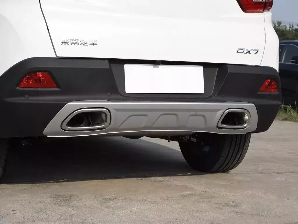 10万出头别个个只想着吉利 长城 东南这款SUV也不错