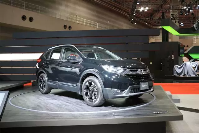 这两台5座SUV硬生生变7座，到底选谁不SB？