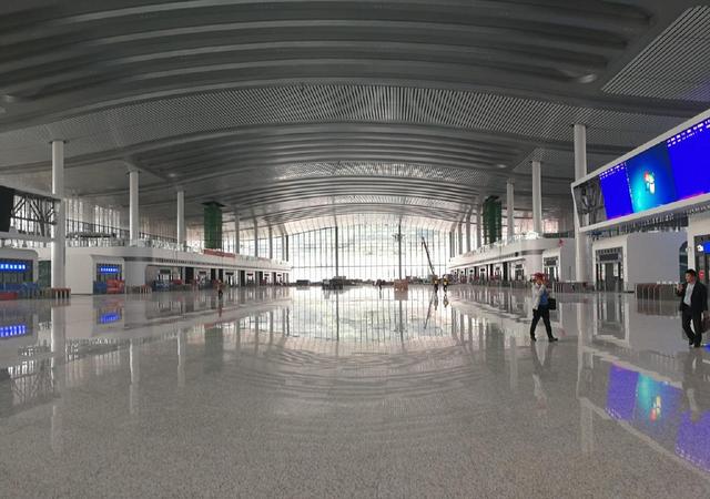 重庆西南最大的铁路客运站内部结构曝光,有没有很高大上?