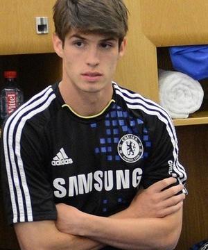 他的颜值像卡卡, 曾经坐过切尔西出租车 现在已