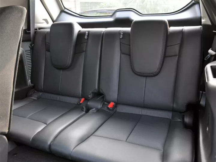 这两台5座SUV硬生生变7座，到底选谁不SB？