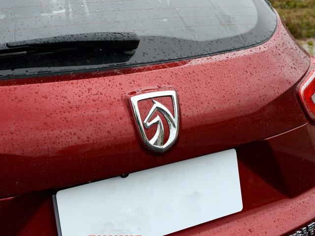 小型王者打破有色眼镜，7万高配也出彩，从上市就是冠军