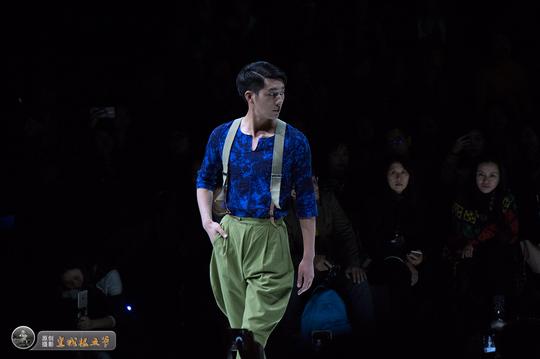 中国国际时装周：生活在左2018SS春夏新品发布会