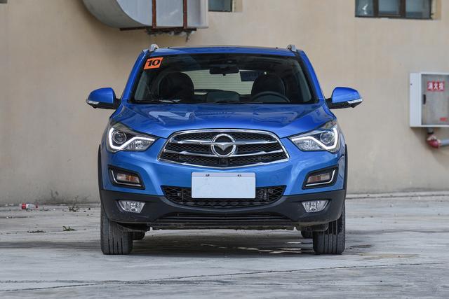 很多地方它成了“街车”，性价比比哈弗高，看不起马自达