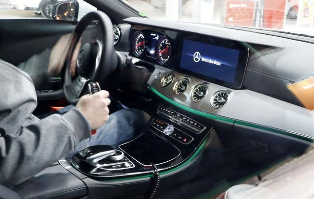 E级的亲儿子却是S级底盘，入门的豪华轿跑界，它依旧无敌