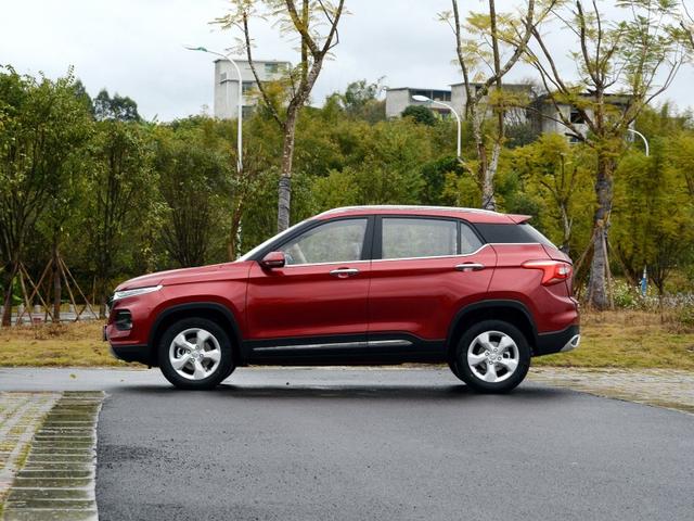 小型王者打破有色眼镜，7万高配也出彩，从上市就是冠军