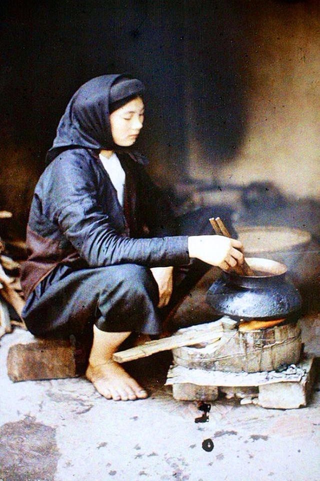 越南女人在煮饭