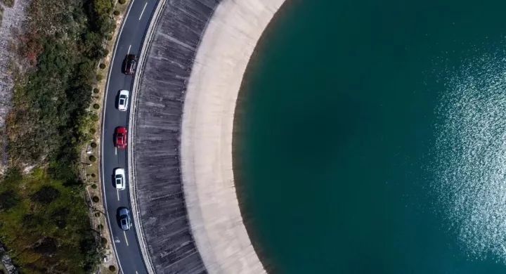 穿梭于竹林绿水间，X之旅让每一公里都不平凡