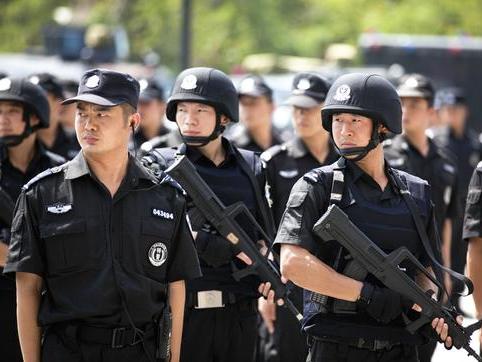 人民警察必须具备的基本素质|人民警察|警察|素质|工作|人民_新浪新闻