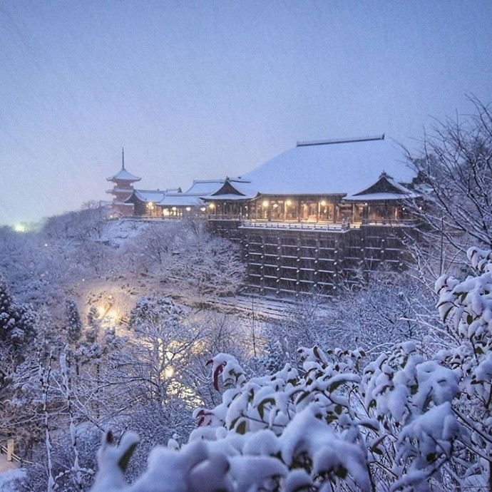 2017年日本京都的大雪,美得让人震撼!_新浪看点