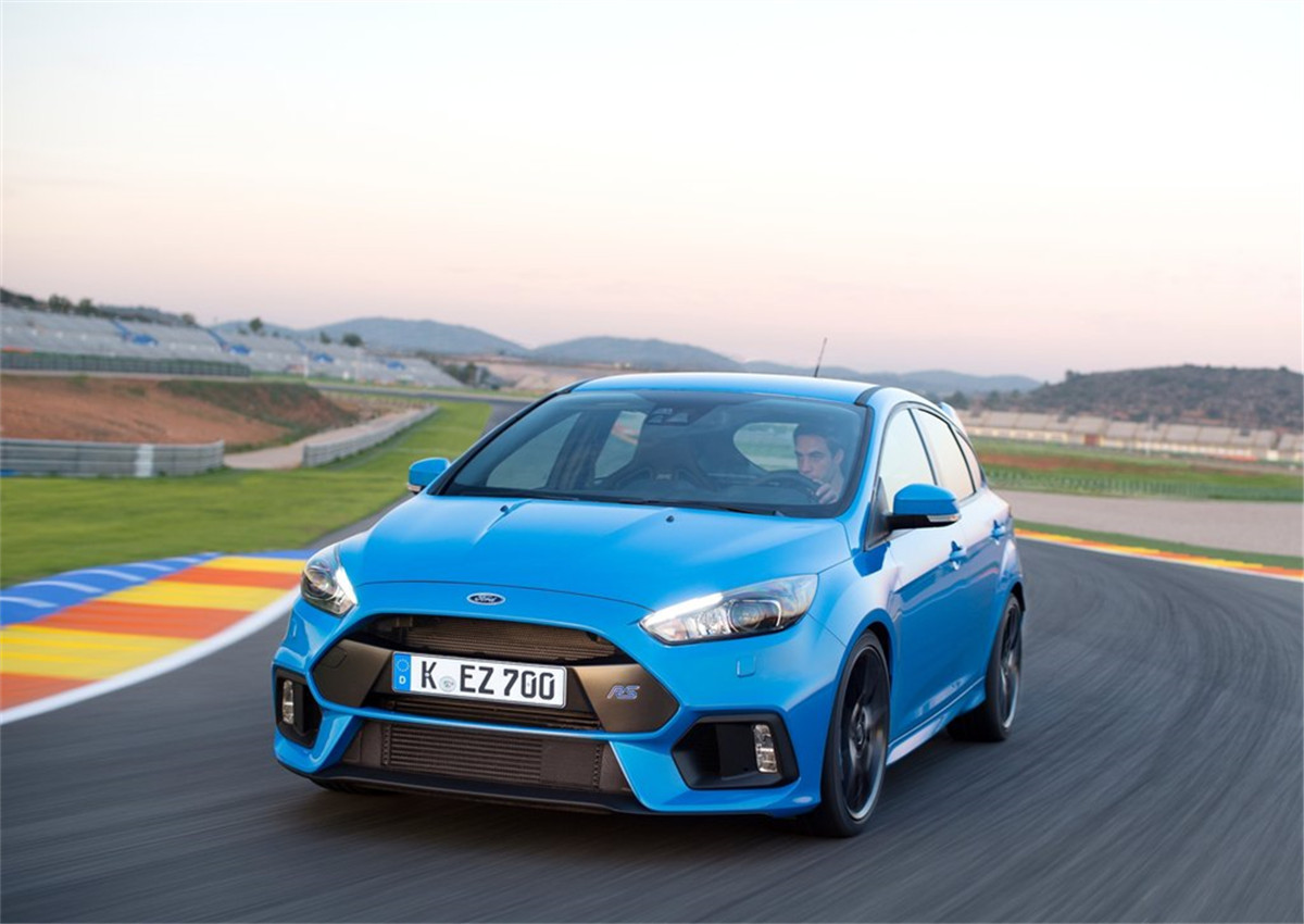 福特福克斯rs试驾 力量与美的完美结合