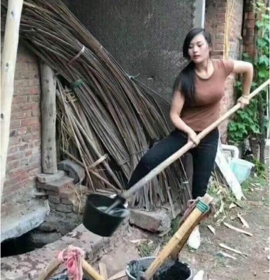农村留守妇女靠啥打发时间 难以启齿