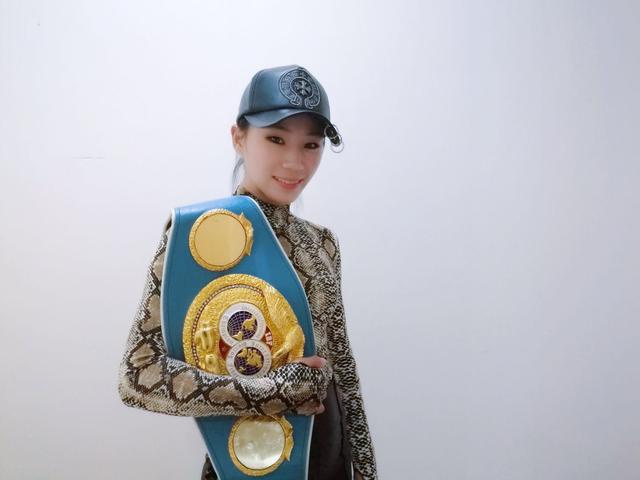 拳击一姐蔡宗菊换装演绎百变女王魅惑气质不逊冉莹颖