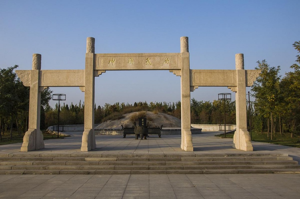 年,天津市西青区人民政府再次重新修建了霍元甲故居,扩建了霍元甲陵园