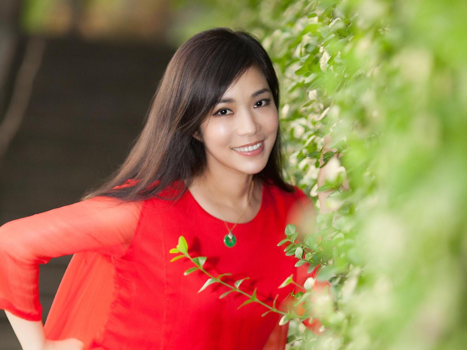 华语原创歌坛灵魂级女歌手艾歌 新单曲即将上线