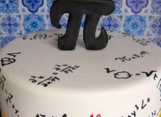 生日要怎么恶搞?看看这些搞笑有奇葩的蛋糕,你还有胃口吃下去吗