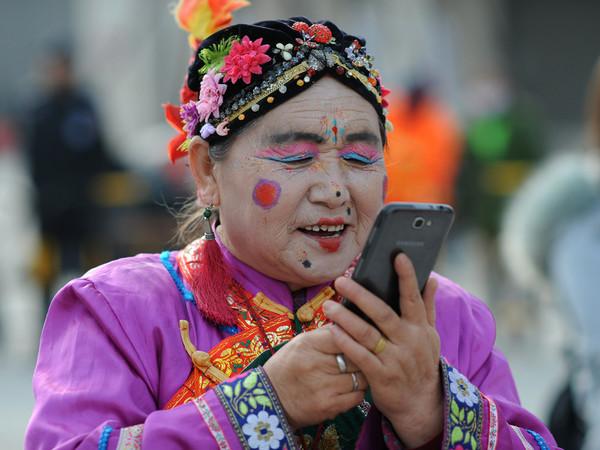 农村媒婆,光棍汉子的终结者|媒婆|农村|终结者_新浪新闻