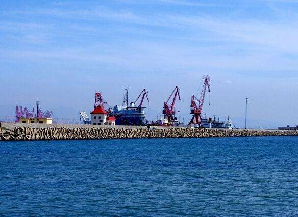 龙口市文物古迹众多,旅游资源丰富,著名景点南山风景区,屺姆岛旅游区